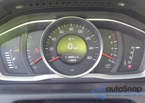 2016 Volvo Xc60 T5 Drive-E z USA, uszkodzony, nr VIN YV440MDJ5G2861360